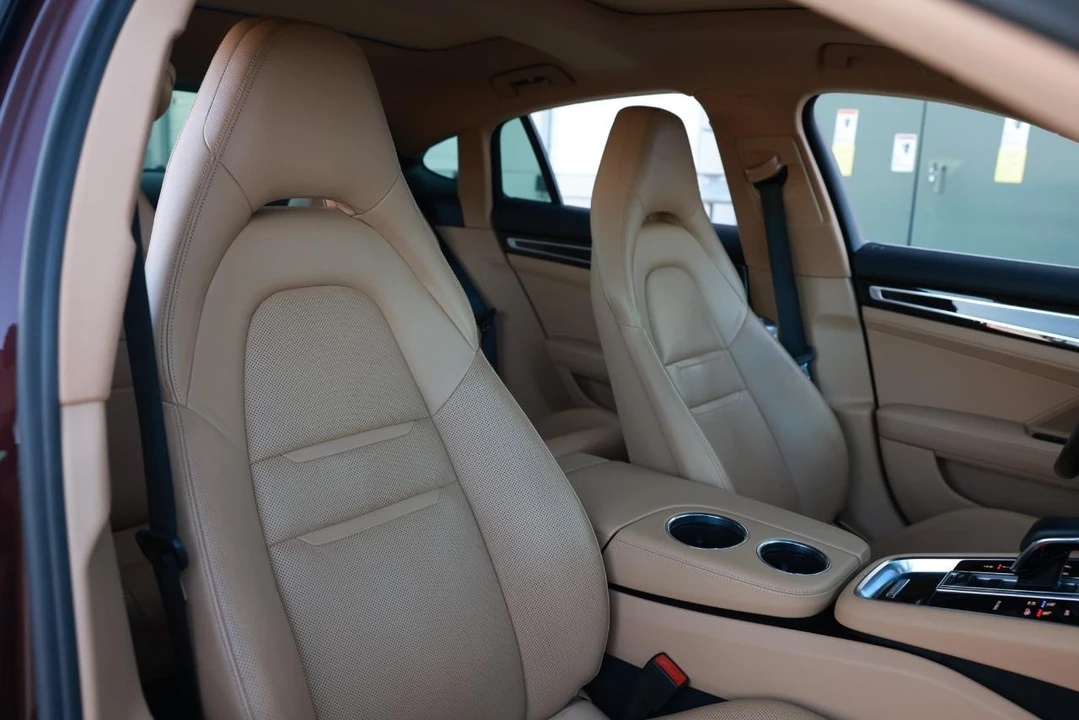 2018 Porsche 971 Panamera - Image 17 of 21