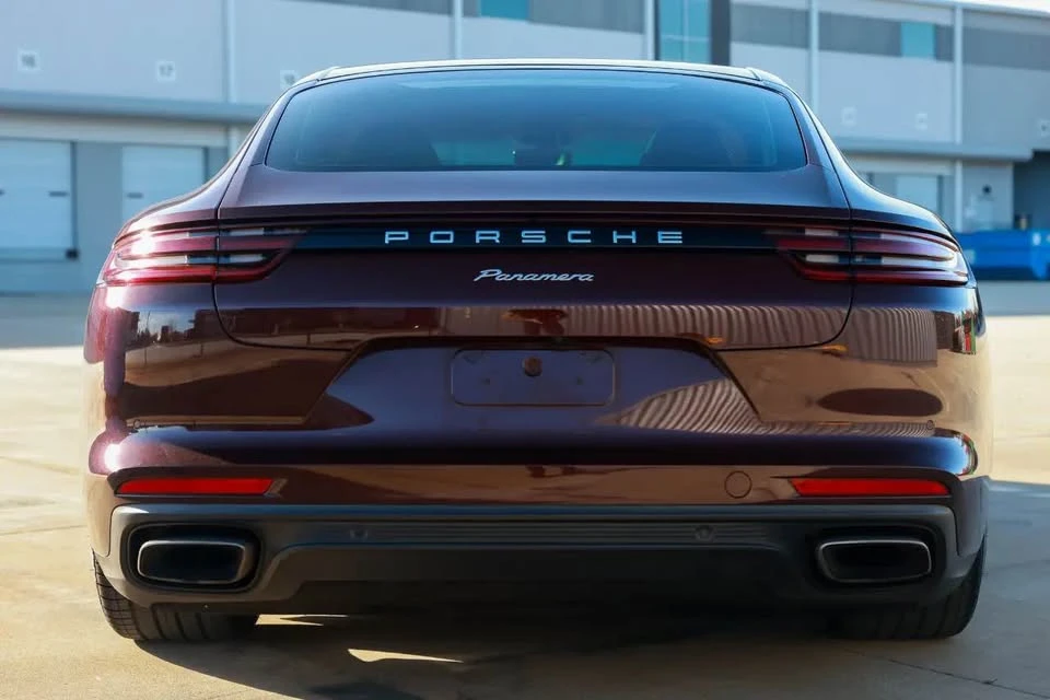 2018 Porsche 971 Panamera - Image 7 of 16