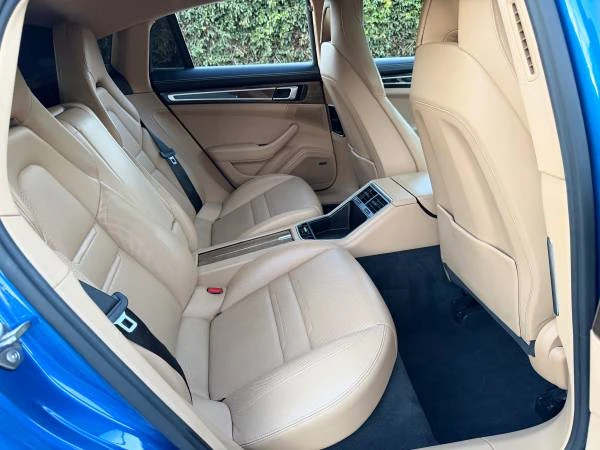 2018 Porsche 971 Panamera - Image 9 of 16