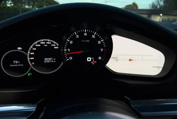 2018 Porsche 971 Panamera - Image 6 of 16