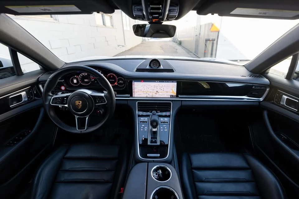 2018 Porsche 971 Panamera - Image 11 of 20