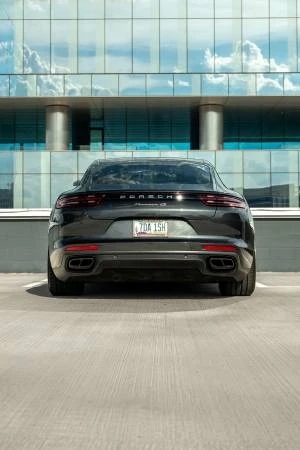 2018 Porsche 971 Panamera - Image 6 of 15