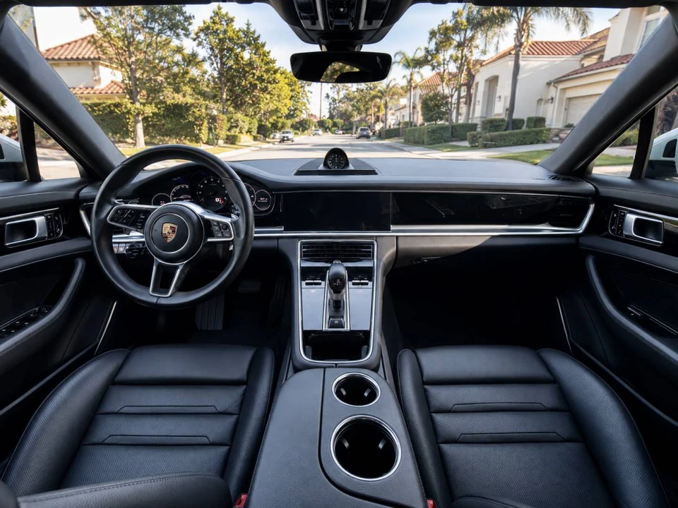 2018 Porsche 971 Panamera - Image 7 of 14