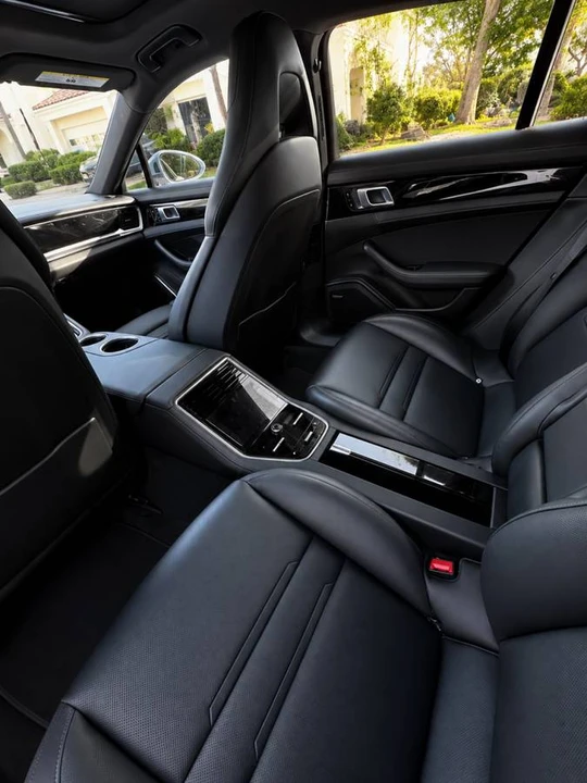 2018 Porsche 971 Panamera - Image 8 of 14