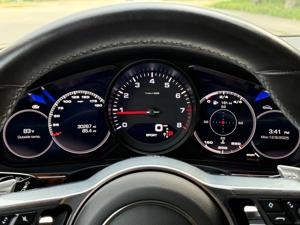 2018 Porsche 971 Panamera - Image 12 of 21