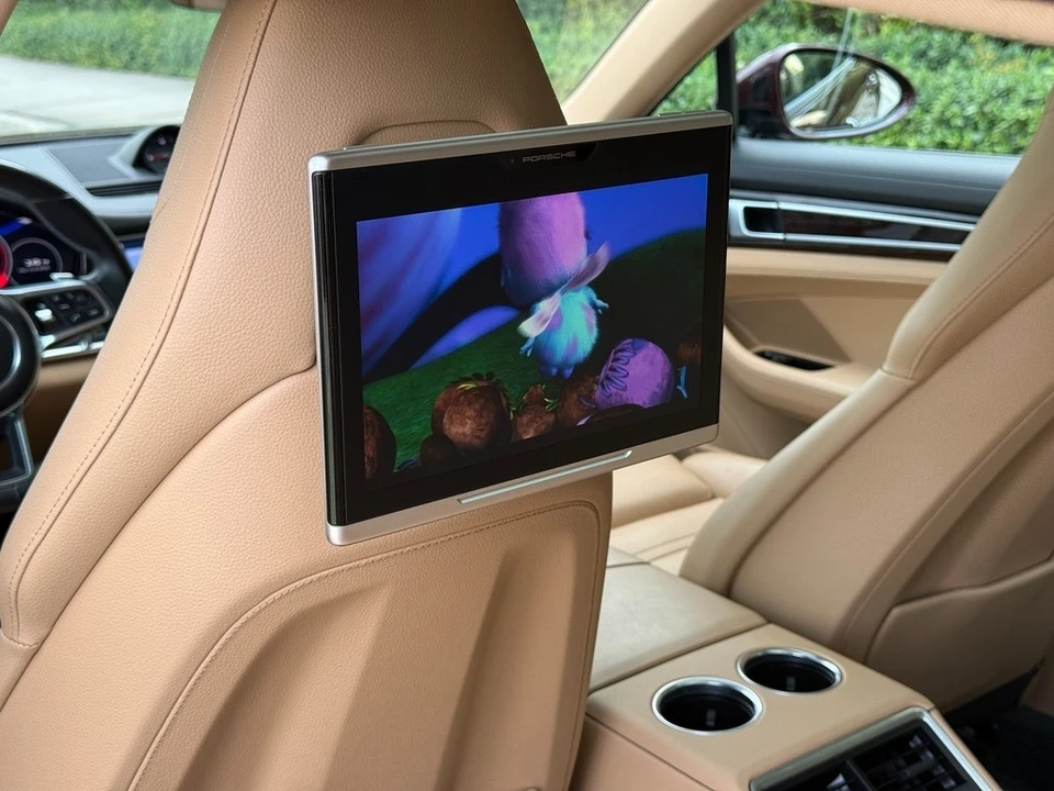 2018 Porsche 971 Panamera - Image 17 of 21