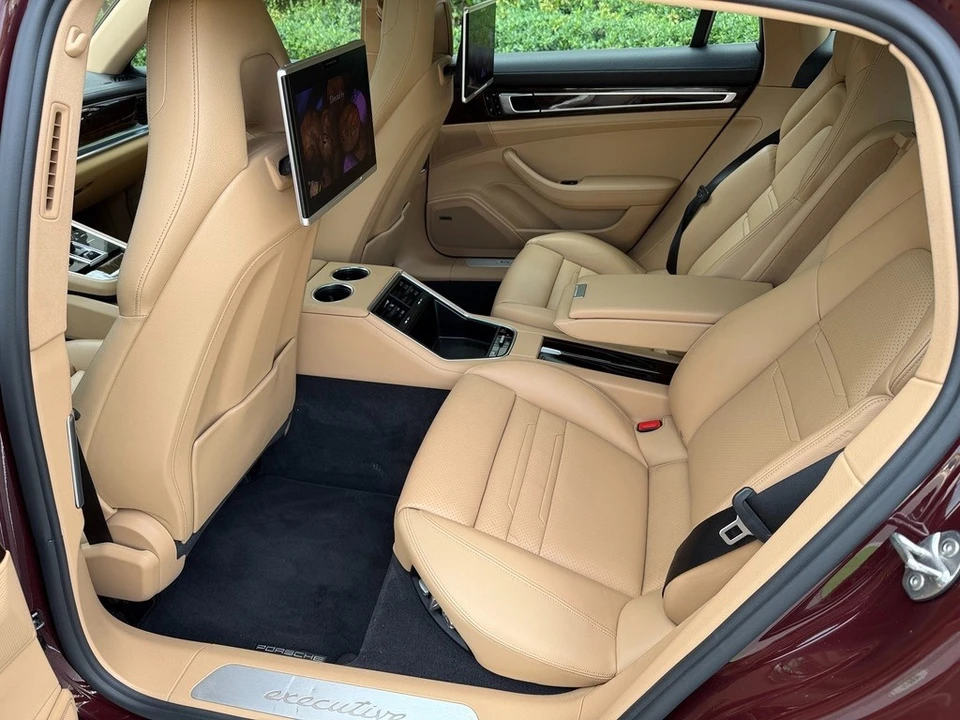 2018 Porsche 971 Panamera - Image 16 of 21
