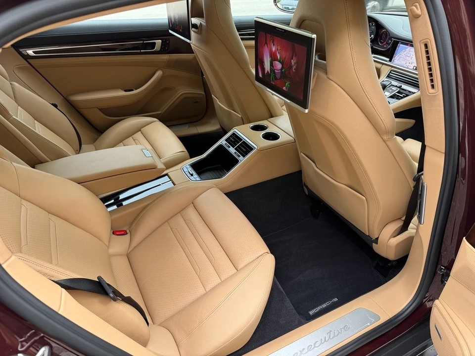 2018 Porsche 971 Panamera - Image 20 of 21