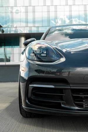 2018 Porsche 971 Panamera - Image 3 of 18