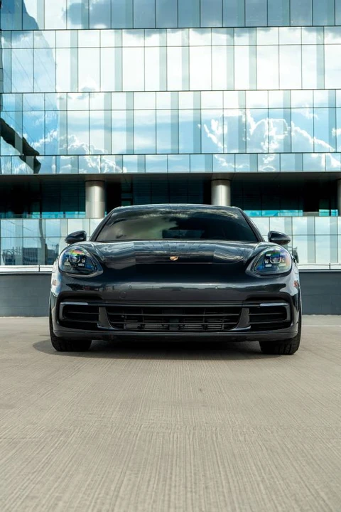 2018 Porsche 971 Panamera - Image 2 of 18