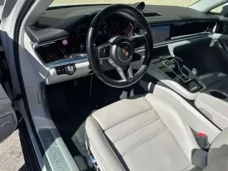 2018 Porsche 971 Panamera - Image 4 of 4