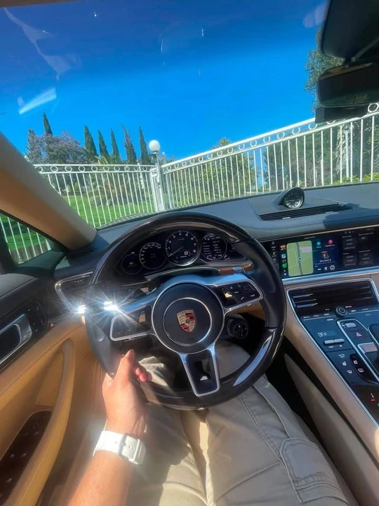 2018 Porsche 971 Panamera - Image 7 of 7