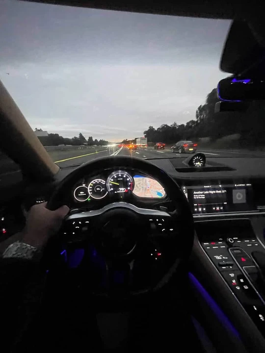 2018 Porsche 971 Panamera - Image 6 of 7