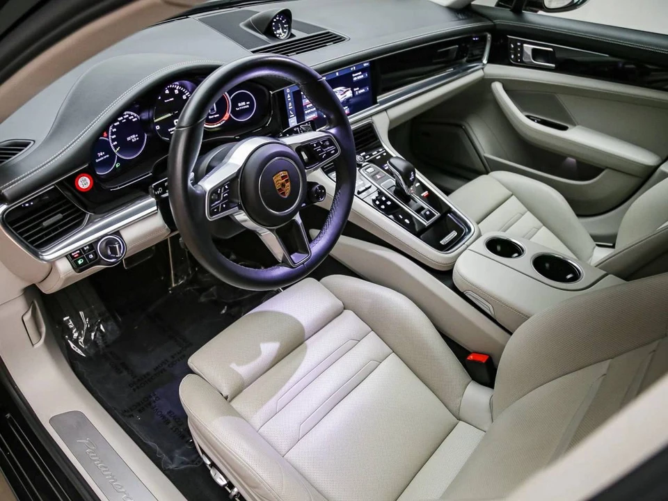 2018 Porsche 971 Panamera S - Image 4 of 5
