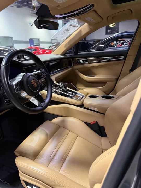 2018 Porsche Panamera - Image 4 of 6