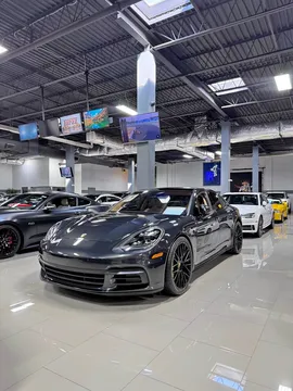 2018 Porsche Panamera 4 E-Hybrid