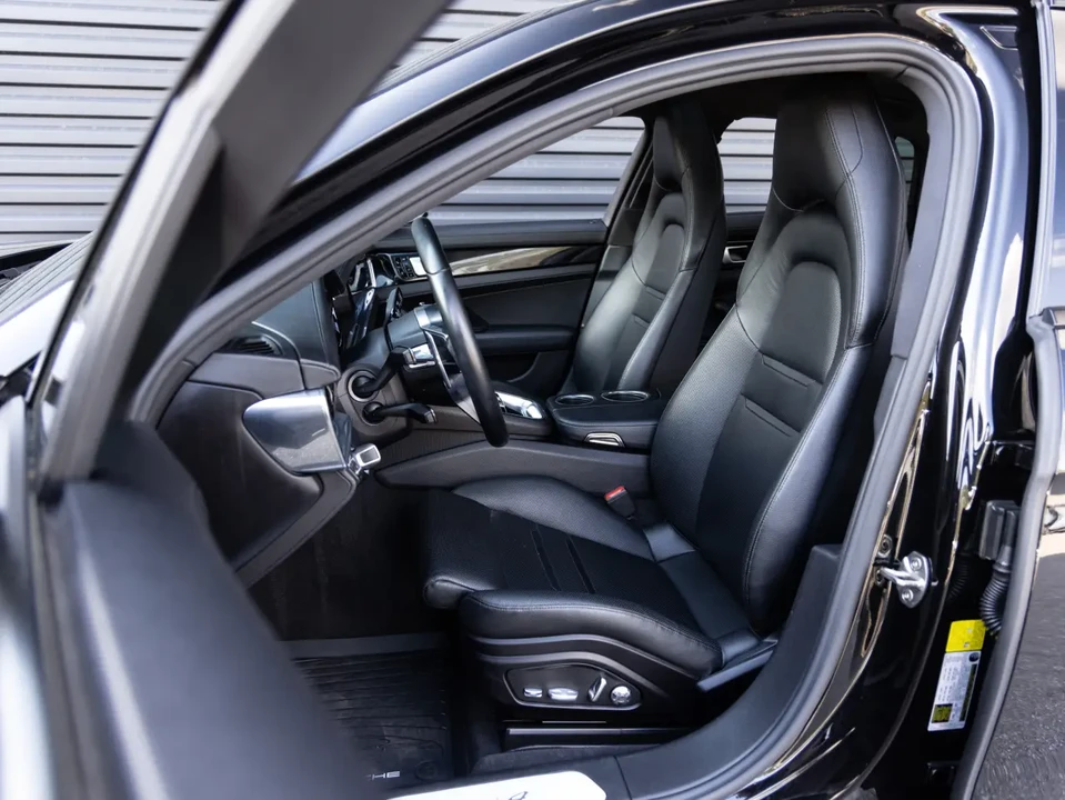 2018 Porsche 971 Panamera - Image 5 of 6