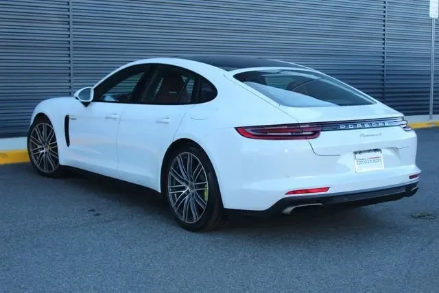 2018 Porsche 971 Panamera - Image 3 of 6