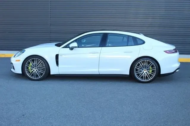 2018 Porsche 971 Panamera - Image 2 of 6