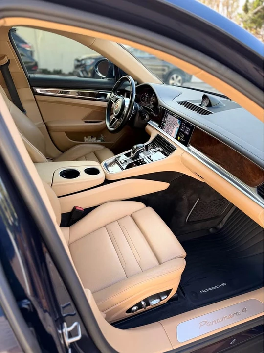 2018 Porsche 971 Panamera - Image 17 of 20