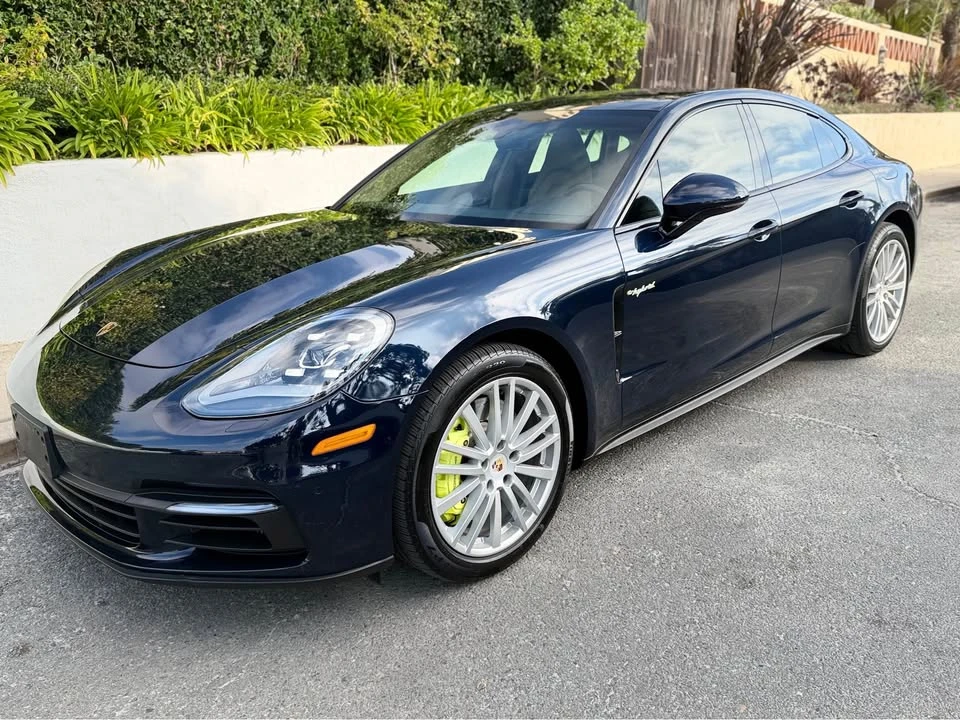 2018 Porsche 971 Panamera - Image 9 of 20