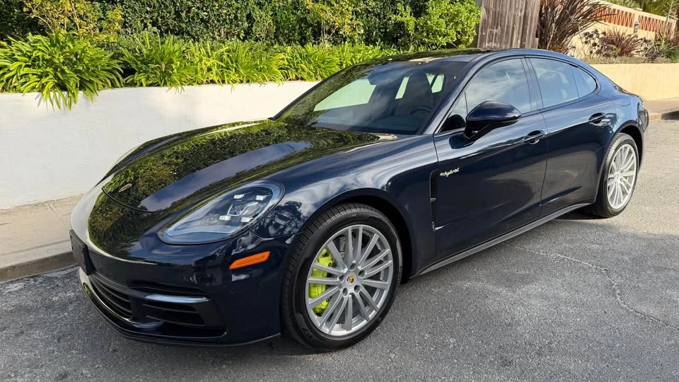2018 Porsche 971 Panamera - Image 12 of 20