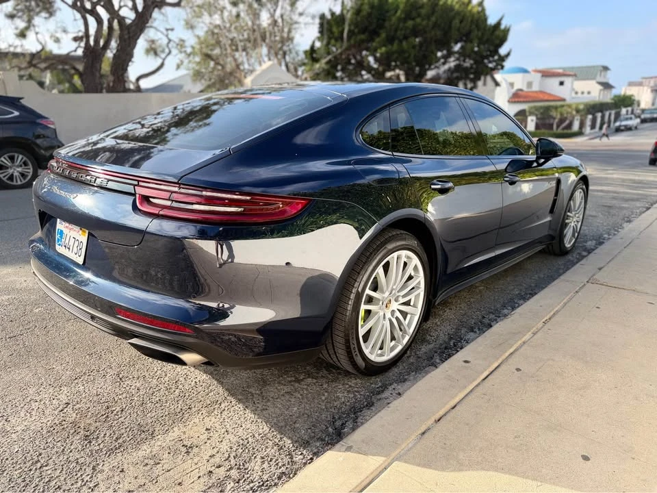 2018 Porsche 971 Panamera - Image 3 of 20