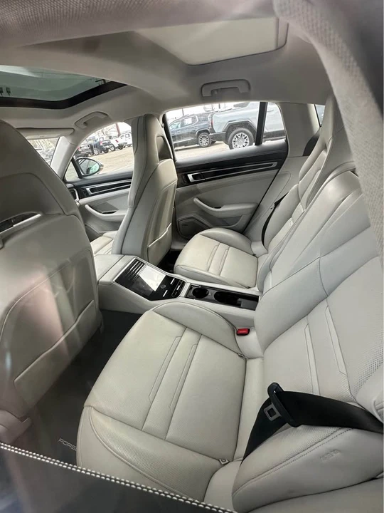 2018 Porsche 971 Panamera - Image 6 of 6