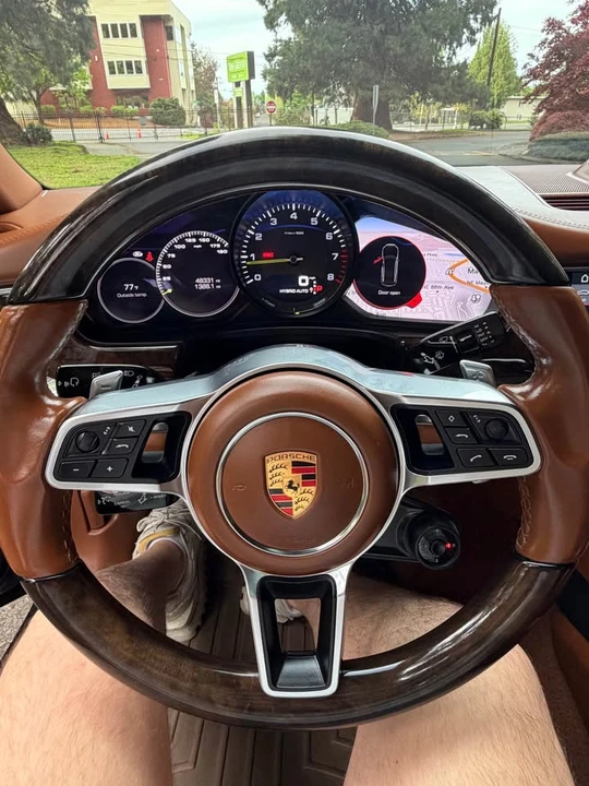 2018 Porsche 971 Panamera - Image 19 of 20