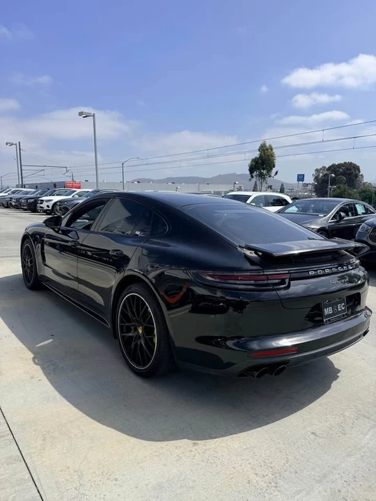 2018 Porsche 971 Panamera - Image 4 of 9