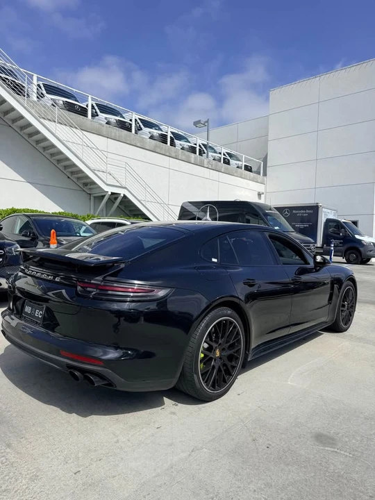 2018 Porsche 971 Panamera - Image 3 of 9