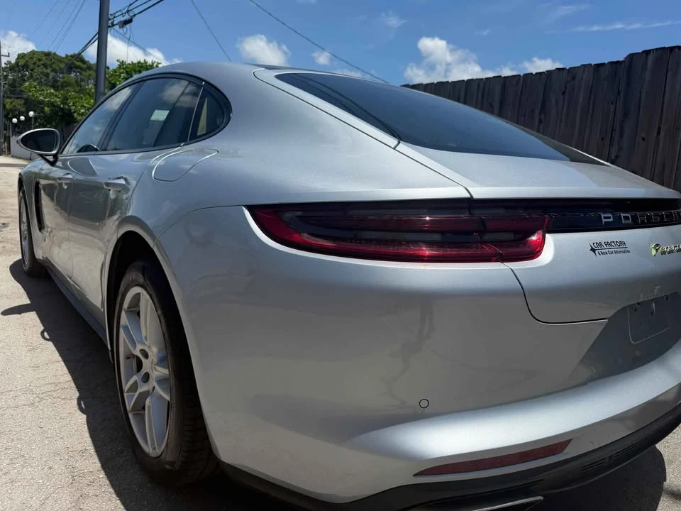 2018 Porsche 971 Panamera S - Image 9 of 18