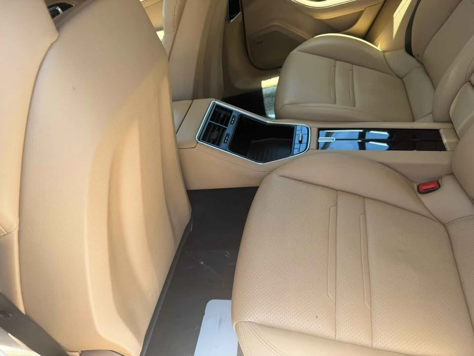 2018 Porsche 971 Panamera S - Image 17 of 18