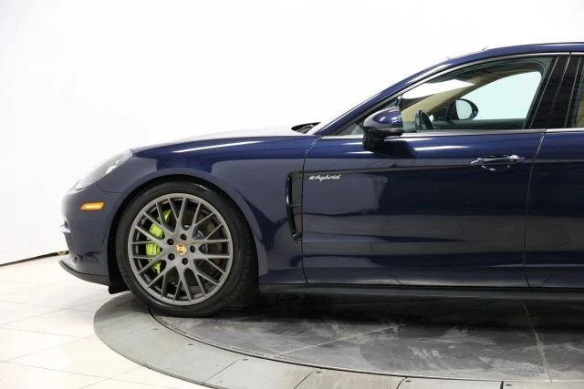 2018 Porsche 971 Panamera - Image 8 of 12
