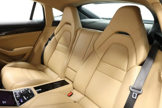 2018 Porsche 971 Panamera - Image 3 of 12
