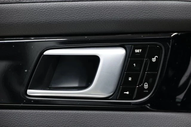 2018 Porsche 971 Panamera - Image 10 of 12
