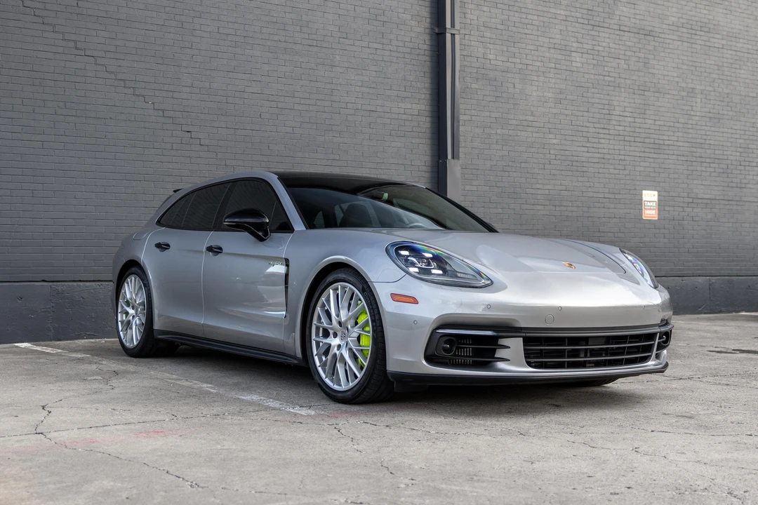 2018 Porsche 971 Panamera - Image 8 of 31
