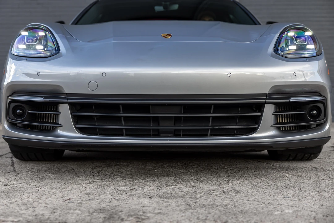 2018 Porsche 971 Panamera - Image 11 of 31