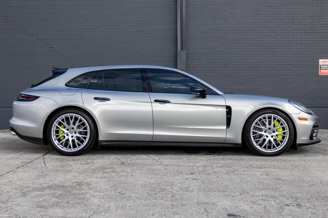 2018 Porsche 971 Panamera - Image 3 of 31