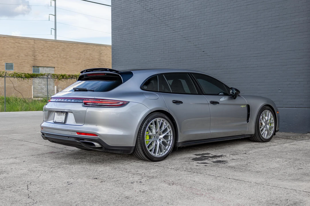 2018 Porsche 971 Panamera - Image 7 of 31