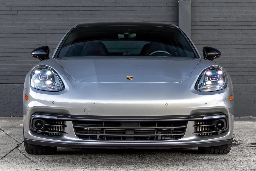 2018 Porsche 971 Panamera - Image 2 of 31