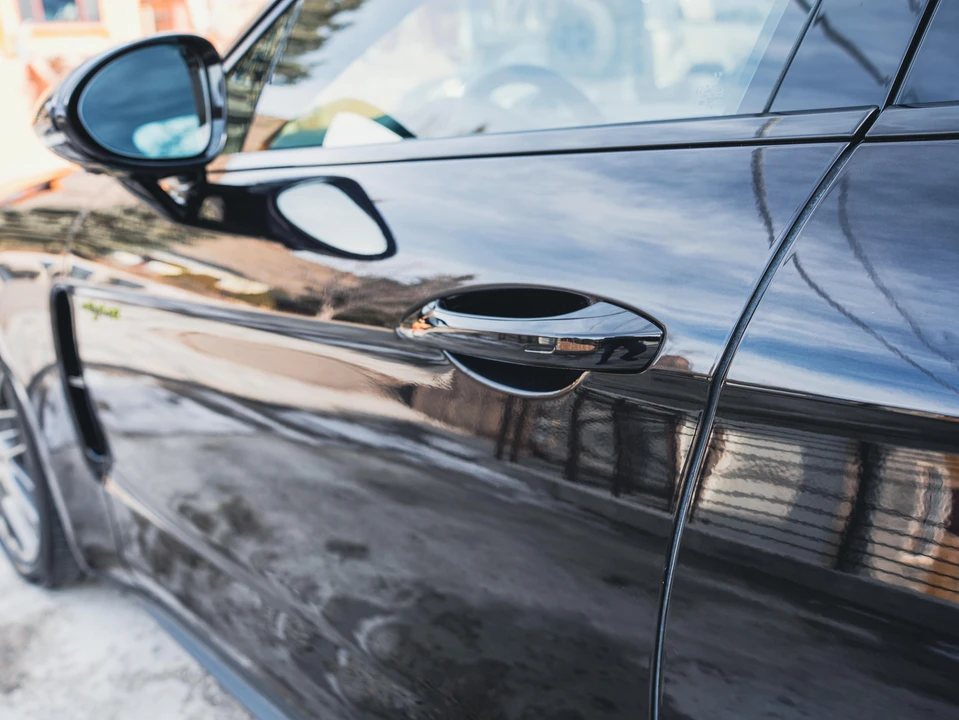 2018 Porsche 971 Panamera - Image 15 of 31