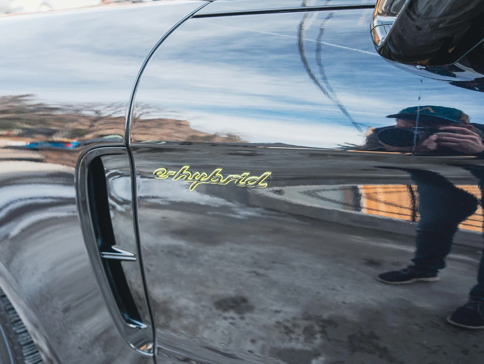 2018 Porsche 971 Panamera - Image 14 of 31