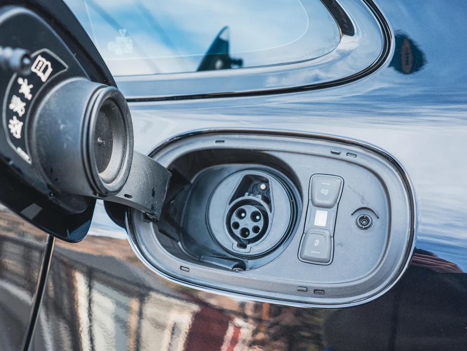 2018 Porsche 971 Panamera - Image 17 of 31