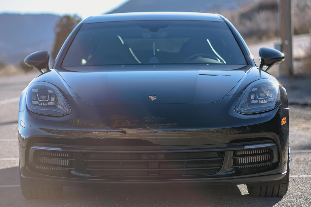 2018 Porsche 971 Panamera - Image 2 of 31