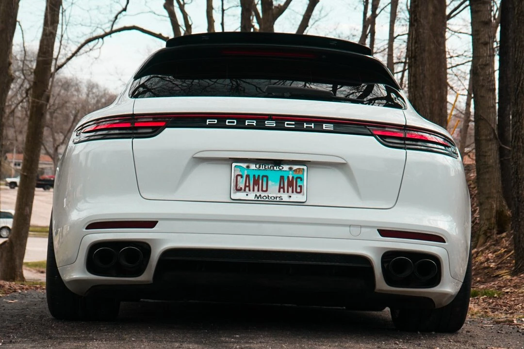2018 Porsche 971 Panamera - Image 13 of 31