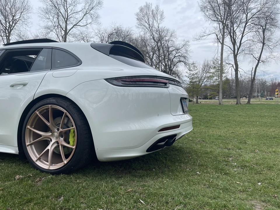 2018 Porsche 971 Panamera - Image 27 of 31