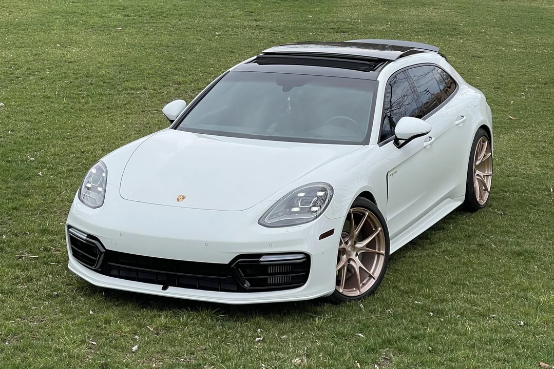 2018 Porsche 971 Panamera - Image 2 of 31