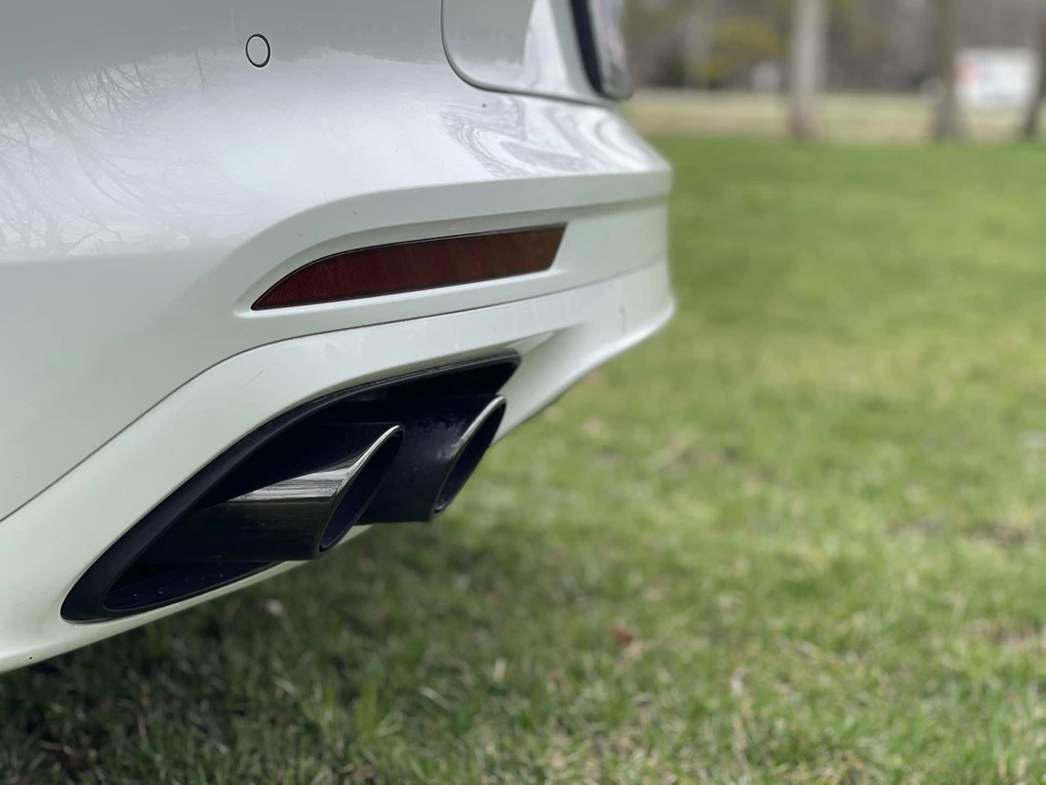2018 Porsche 971 Panamera - Image 28 of 31