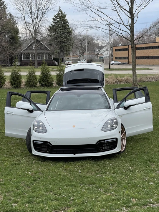 2018 Porsche 971 Panamera - Image 7 of 31